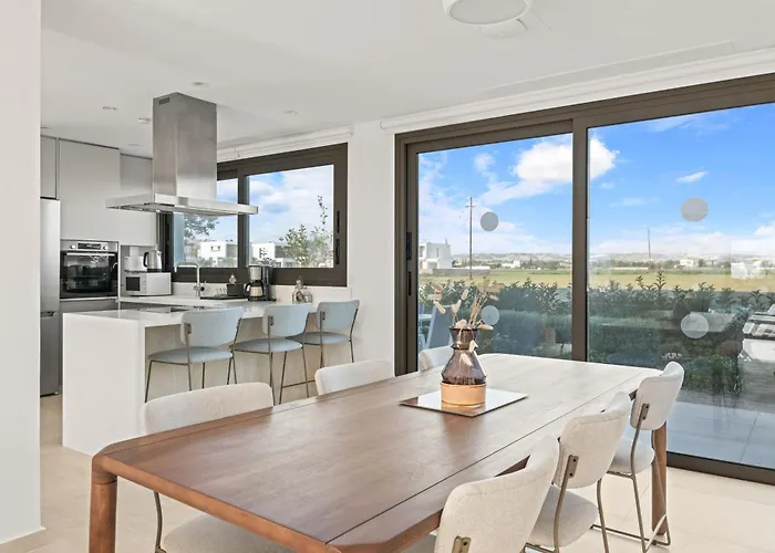 Serenity Waves 11 Βίλα *